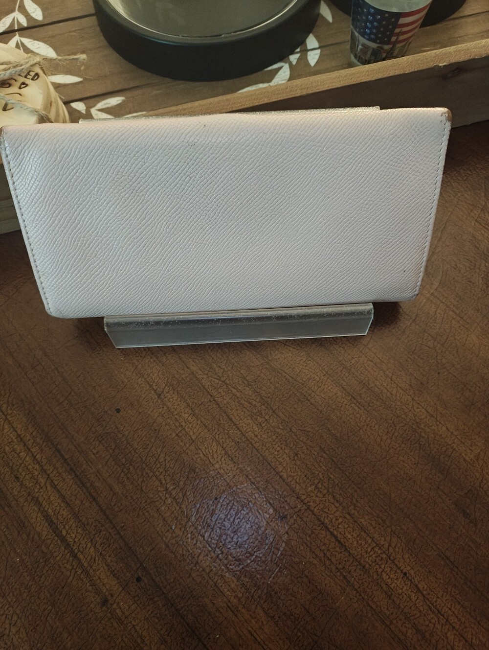 Bvlgari Pale Pink Leather Continental Wallet with Signature Circle Logo - Picture 4 of 16